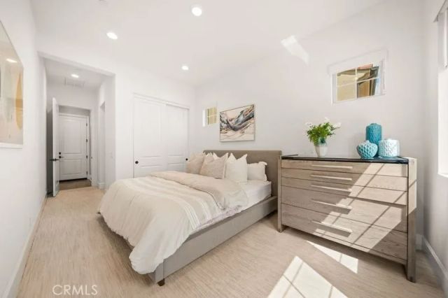 90 Rockinghorse, Irvine, CA 92602