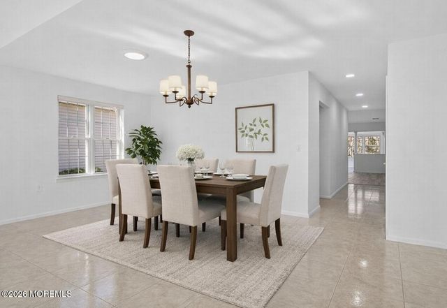 39 Spyglass Drive, Jackson, NJ 08527