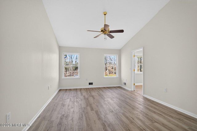 39 Spyglass Drive, Jackson, NJ 08527