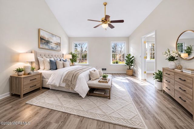 39 Spyglass Drive, Jackson, NJ 08527