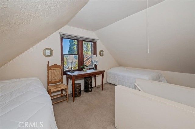 22838 Waters, Crestline, CA 92325