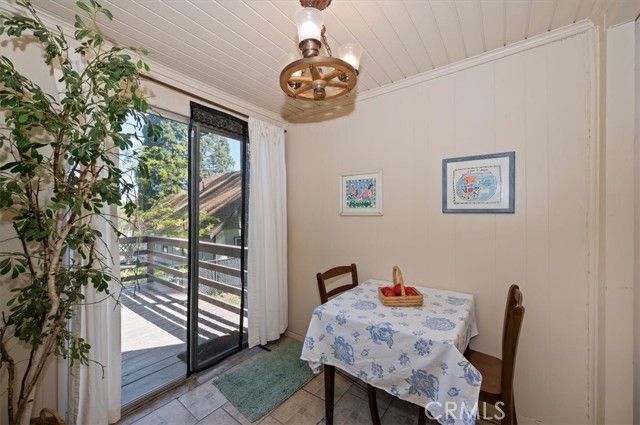 22838 Waters, Crestline, CA 92325
