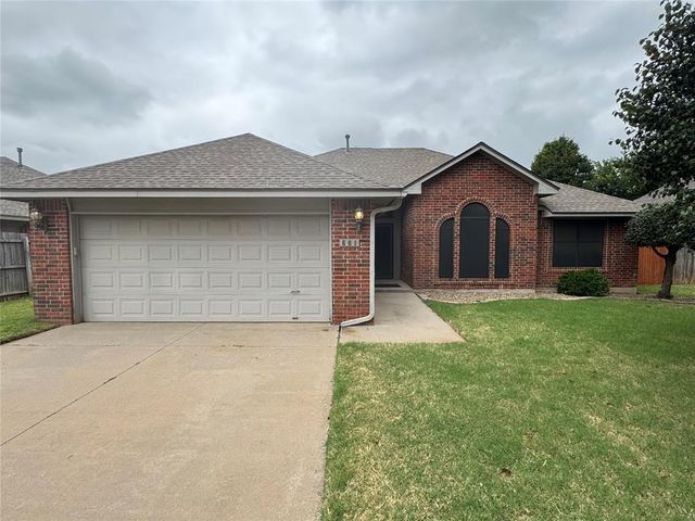 601 N Chisholm Trail Way, Mustang, OK 73064