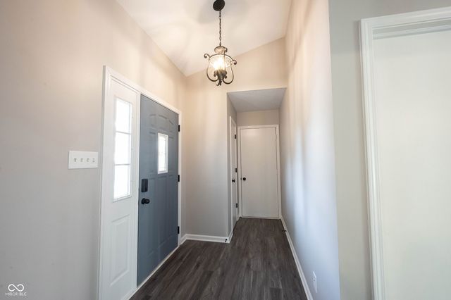 7824 Ashton Place, Fishers, IN 46038