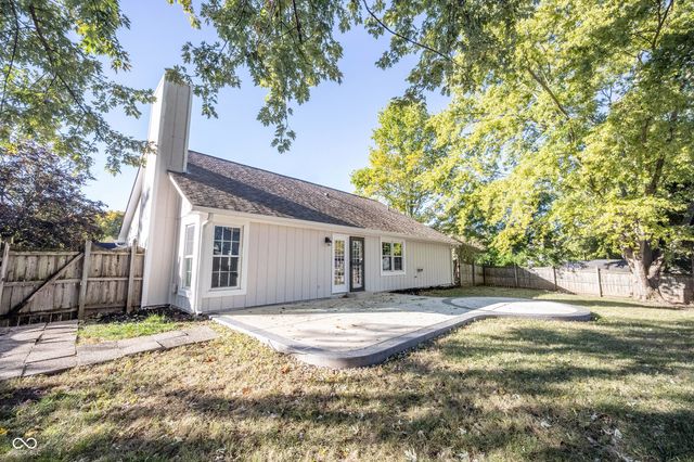 7824 Ashton Place, Fishers, IN 46038