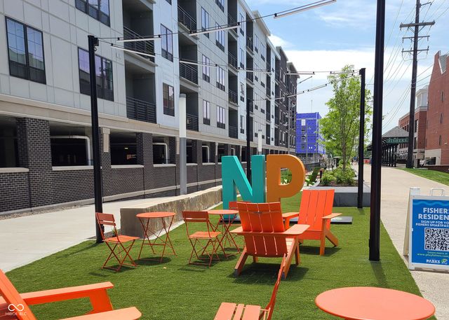 7824 Ashton Place, Fishers, IN 46038