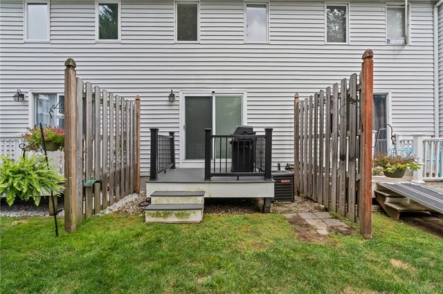 41 Dale Avenue D, Johnston, RI 02919