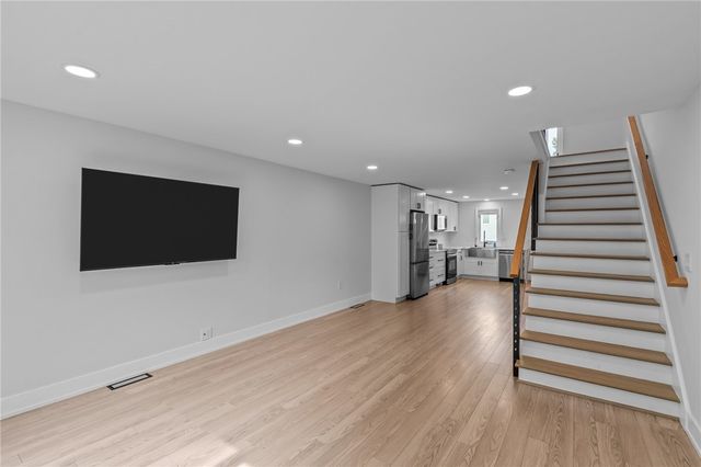 41 Dale Avenue D, Johnston, RI 02919