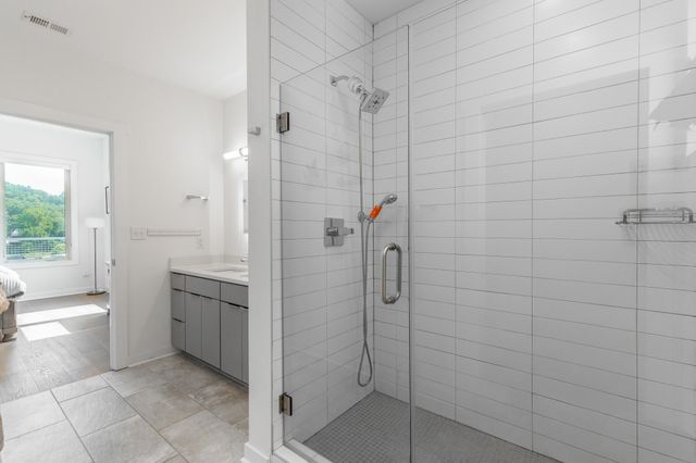 411 Fairpoint Street 308, Chattanooga, TN 37405