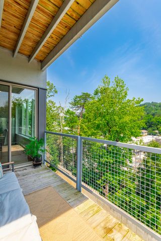 411 Fairpoint Street 308, Chattanooga, TN 37405