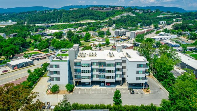 411 Fairpoint Street 308, Chattanooga, TN 37405