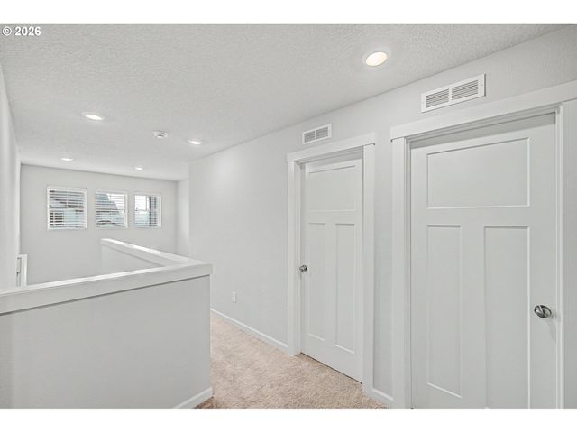 2753 Nw SHADDEN Dr, Mc Minnville, OR 97128