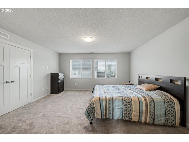 2753 Nw SHADDEN Dr, Mc Minnville, OR 97128