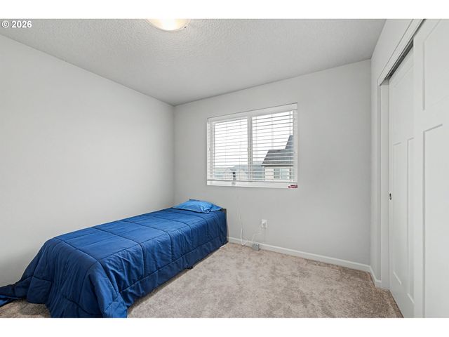 2753 Nw SHADDEN Dr, Mc Minnville, OR 97128