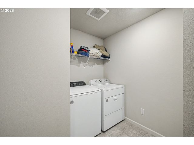 2753 Nw SHADDEN Dr, Mc Minnville, OR 97128