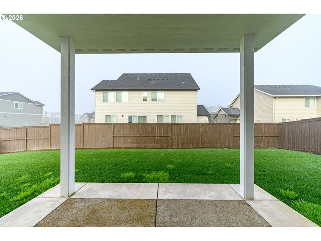 2753 Nw SHADDEN Dr, Mc Minnville, OR 97128