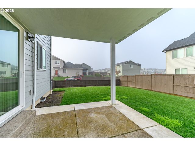 2753 Nw SHADDEN Dr, Mc Minnville, OR 97128