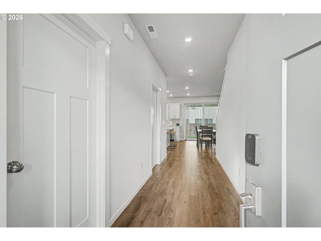 2753 Nw SHADDEN Dr, Mc Minnville, OR 97128