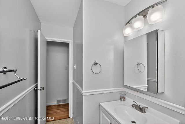 46 Biscayne Boulevard, Troy, NY 12180