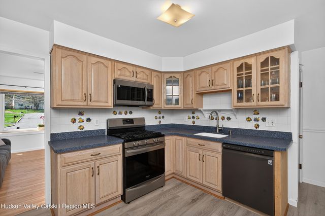 46 Biscayne Boulevard, Troy, NY 12180