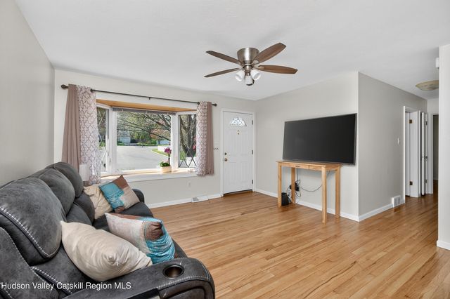46 Biscayne Boulevard, Troy, NY 12180