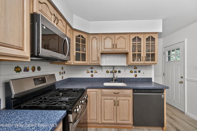 46 Biscayne Boulevard, Troy, NY 12180