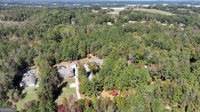 482 Buck Trail, Hoschton, GA 30548