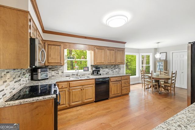 521 River Bridge Trail, Cornelia, GA 30531