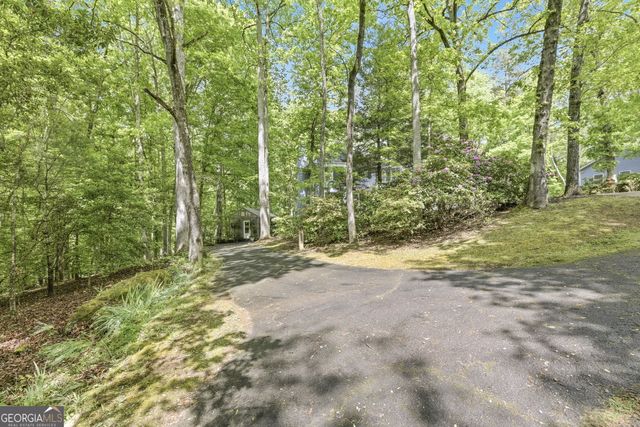 521 River Bridge Trail, Cornelia, GA 30531
