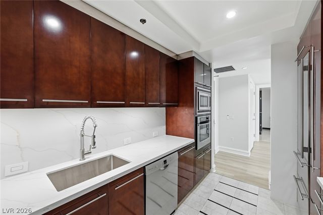 2700 Las Vegas Boulevard 3304, Las Vegas, NV 89109