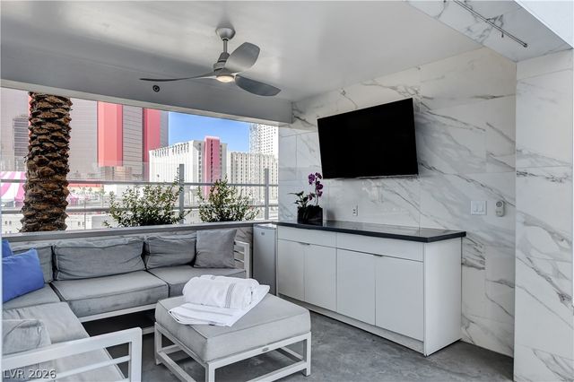 2700 Las Vegas Boulevard 3304, Las Vegas, NV 89109