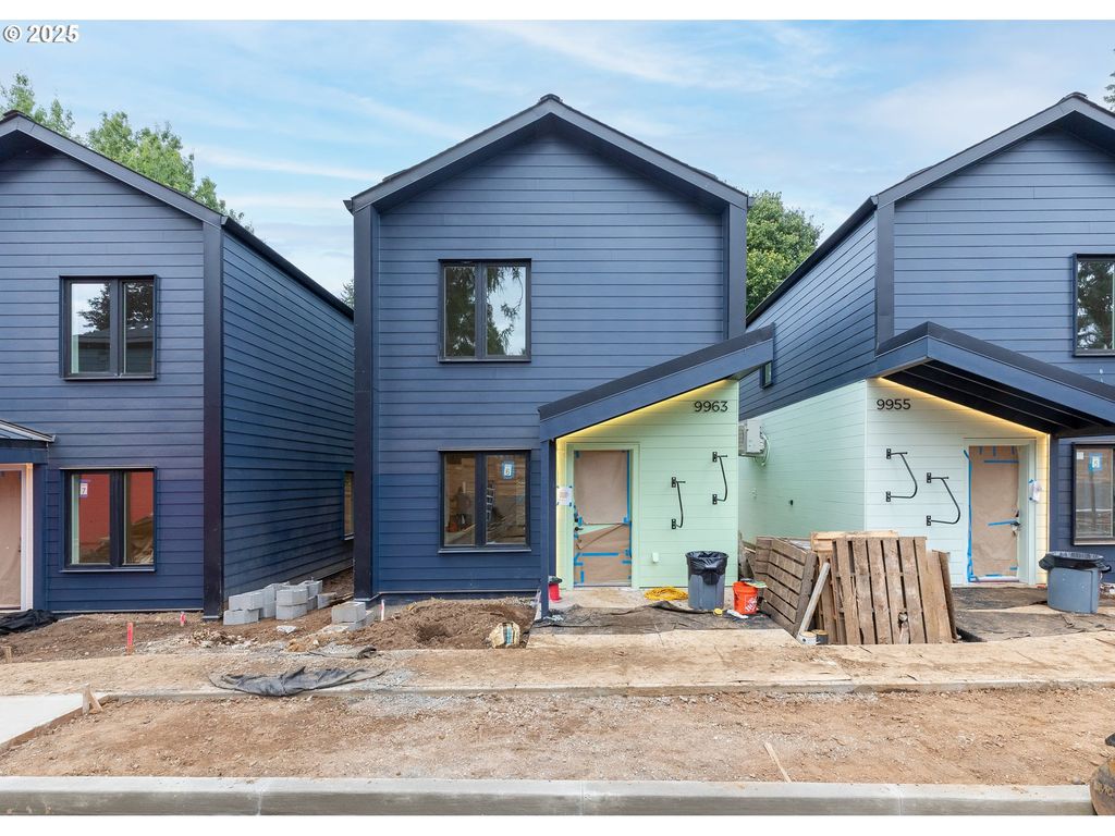 9963 Se Cottage Ln 6, Milwaukie, OR 97222