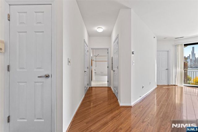 26 Ave At Port Imperial 425, West New York, NJ 07093