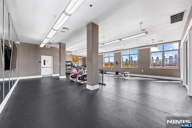 26 Ave At Port Imperial 425, West New York, NJ 07093