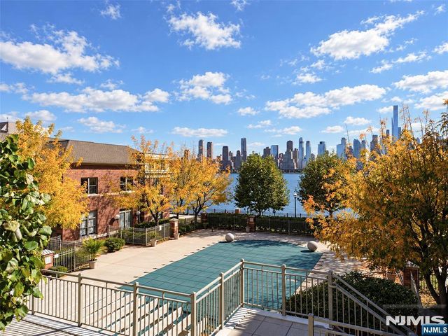 26 Ave At Port Imperial 425, West New York, NJ 07093