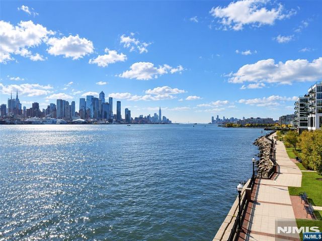 26 Ave At Port Imperial 425, West New York, NJ 07093