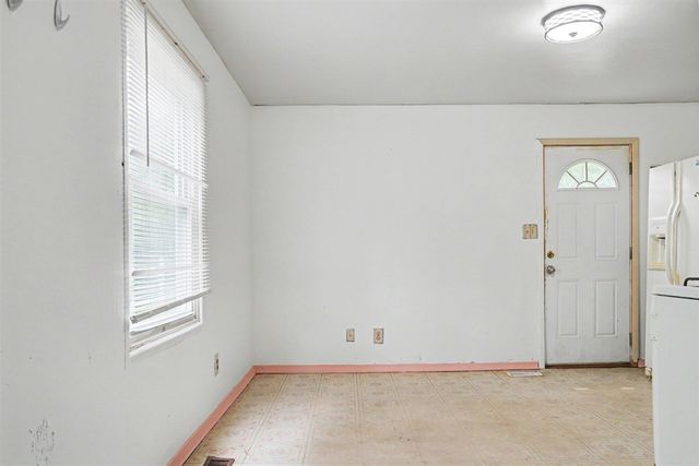 135 Saratoga Avenue, Battle Creek, MI 49037