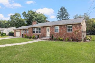 56 Fashion Drive, Warwick, RI 02886
