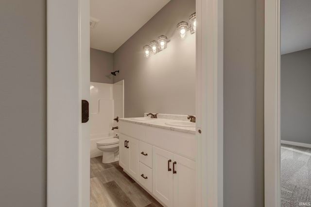 1397 Dixon Place, Huntertown, IN 46748