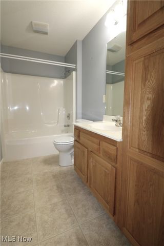 3 Fox Run Cove B, Norwalk, OH 44857