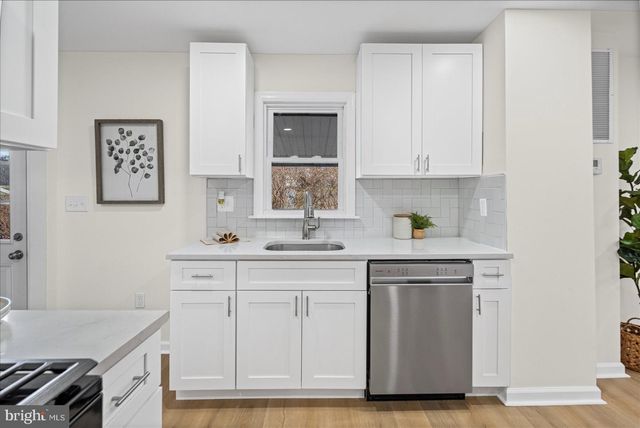 4412 MAPLE AVE, Baltimore, MD 21227