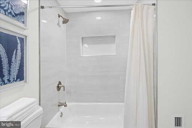 4412 MAPLE AVE, Baltimore, MD 21227