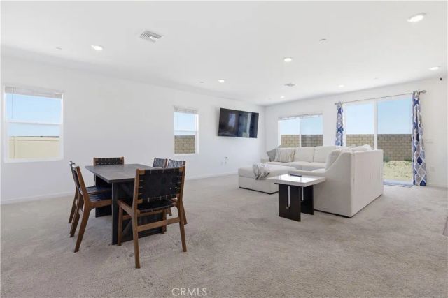3347 Emerald Ln, Lancaster, CA 93535