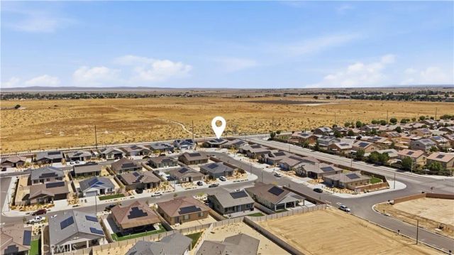3347 Emerald Ln, Lancaster, CA 93535