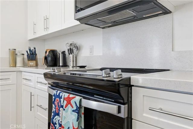 3347 Emerald Ln, Lancaster, CA 93535