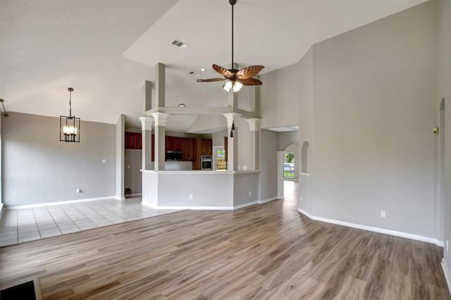 1709 Orlando Street, Friendswood, TX 77546