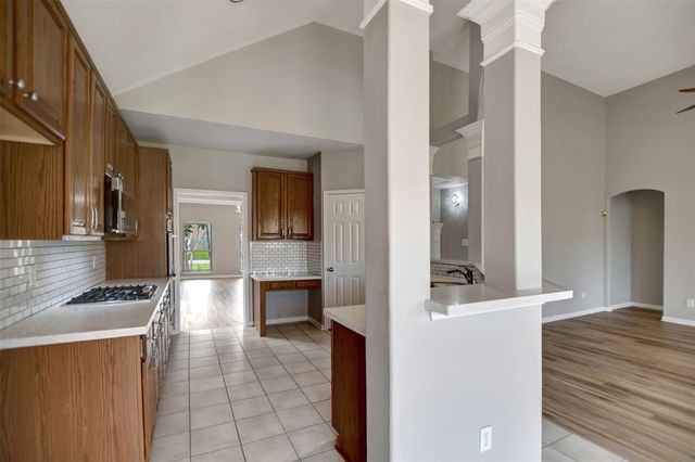 1709 Orlando Street, Friendswood, TX 77546
