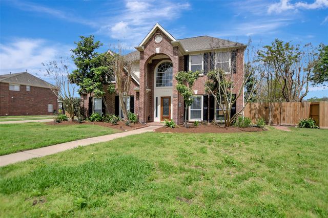 1709 Orlando Street, Friendswood, TX 77546