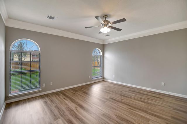 1709 Orlando Street, Friendswood, TX 77546