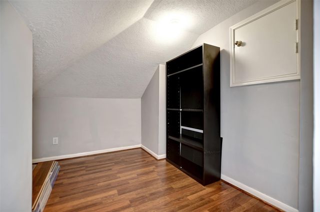 1709 Orlando Street, Friendswood, TX 77546
